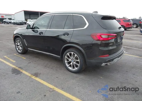 2021 BMW X5 Phev xDrive45E z USA, uszkodzony, nr VIN 5UXTA6C0XM9F97640